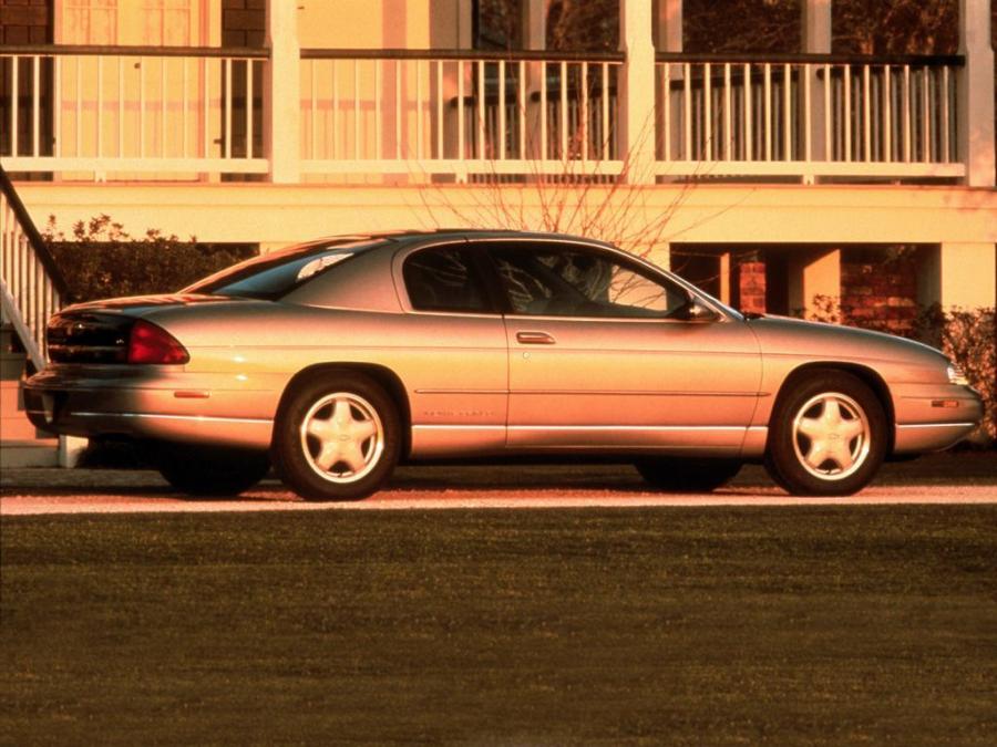  Chevrolet Monte Carlo 1995 года  (фото 5 из 16)